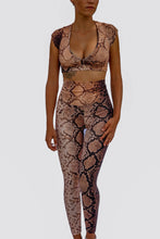 Load image into Gallery viewer, High waist legging in snake print
