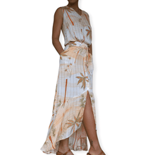 Load image into Gallery viewer, The Camea skirt with details
